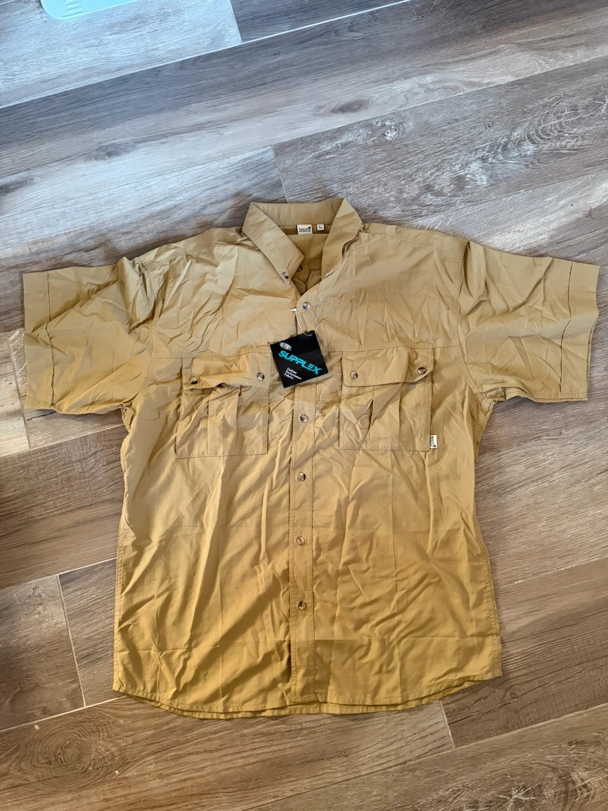 Chemise neuve!